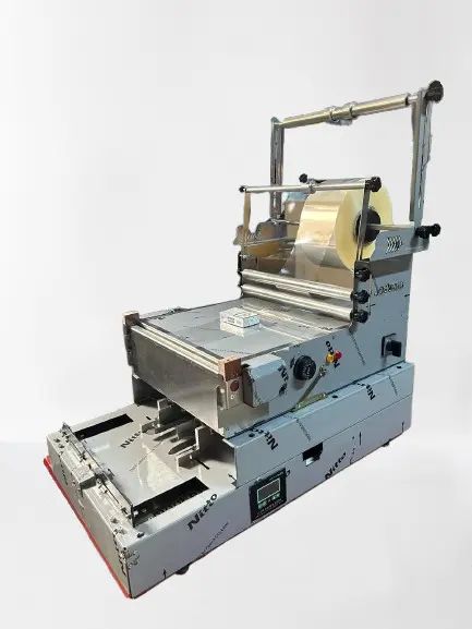 Otomatik sigara jelatinleme makinası